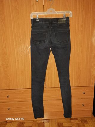 Pantalones vaqueros negros