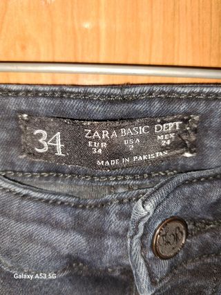 Pantalones vaqueros negros