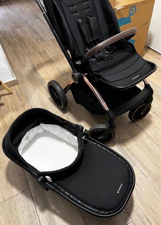 Cochecito bebé negro