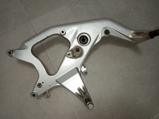 Soporte escape Yamaha X Max 2006