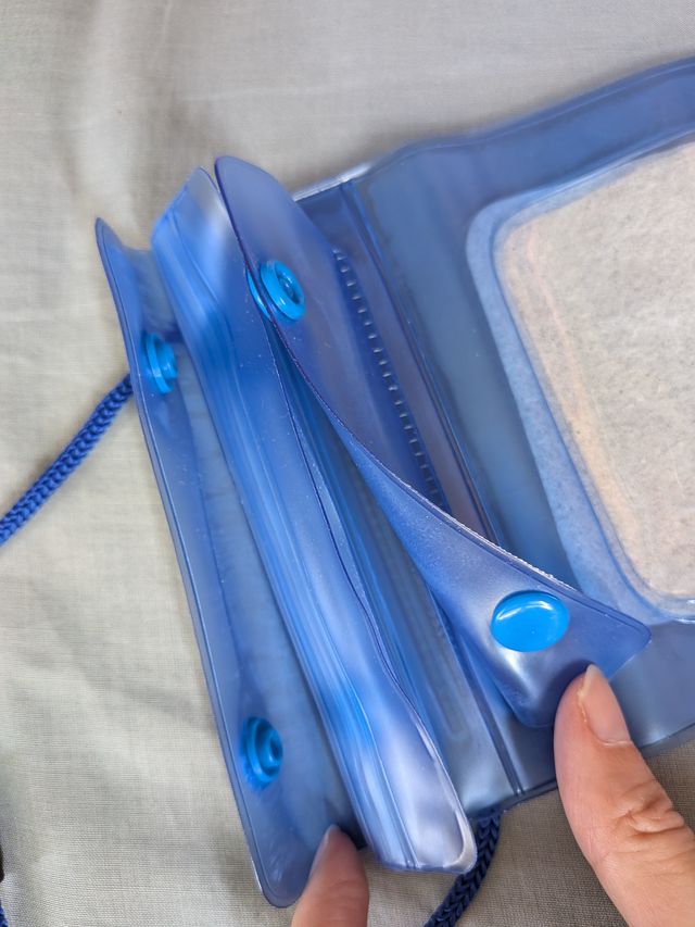 Bolsa móvil impermeable azul