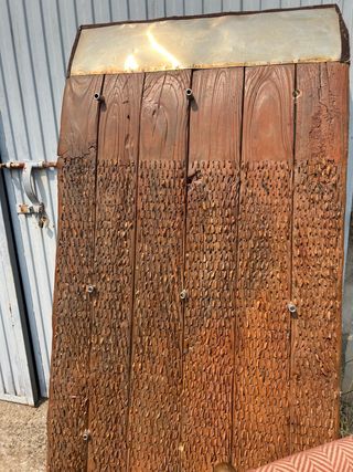 Mesa de trillo antigua de madera