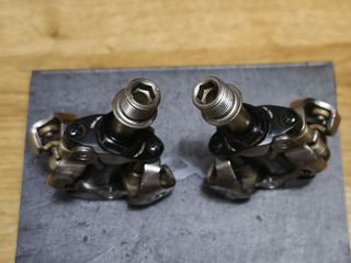 Pedales Shimano XT M8100