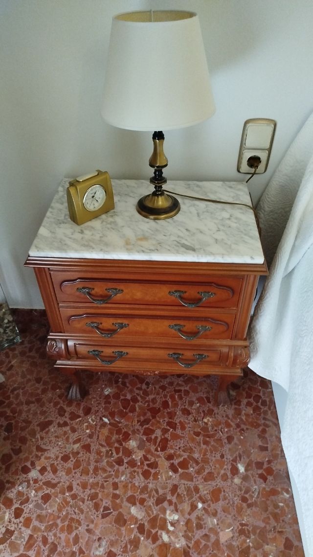 Juego de 2 mesitas de
noche vintage - Madera y má