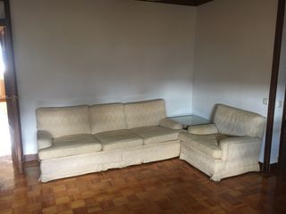 Sofá chaise longue beige