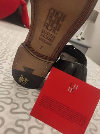 Zapatos Carolina Herrera negros, talla 40