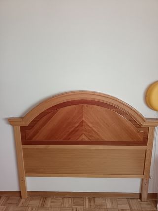 Cabecero madera marrón