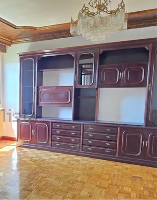 Armario madera maciza