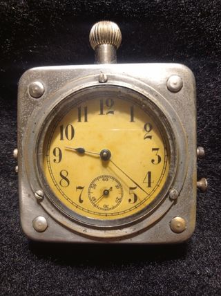 Reloj antiguo
Posiblemente de cuadro de mandos 