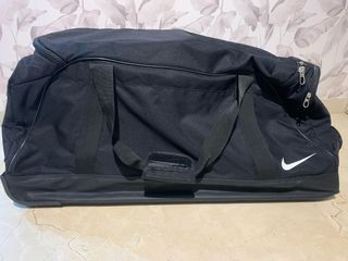Maleta deportiva NIKE - Negra