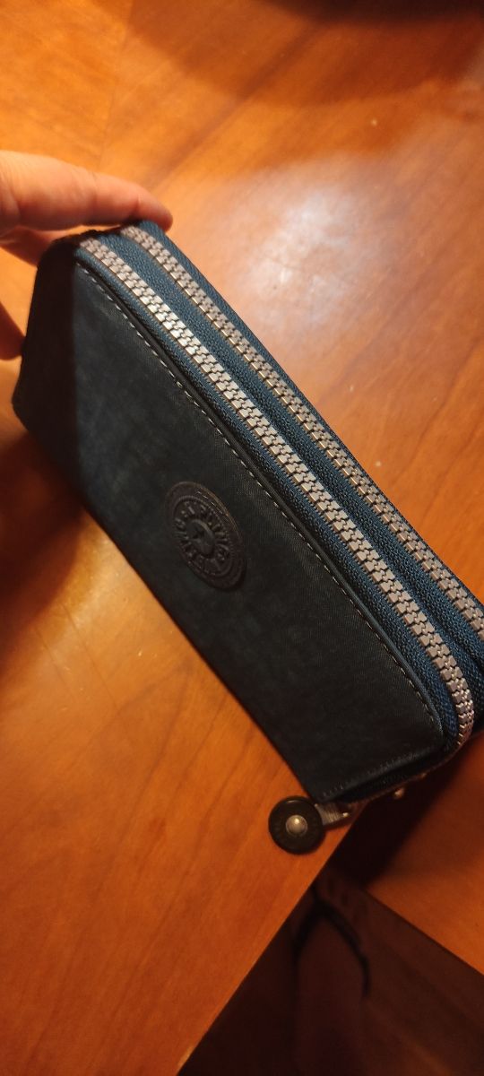 Cartera Kipling azul