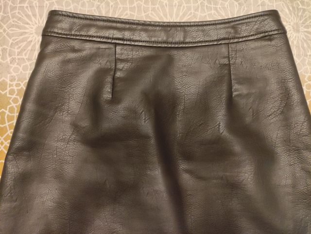 Falda polipiel talla 36