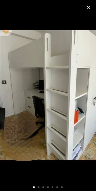 Litera infantil con escritorio