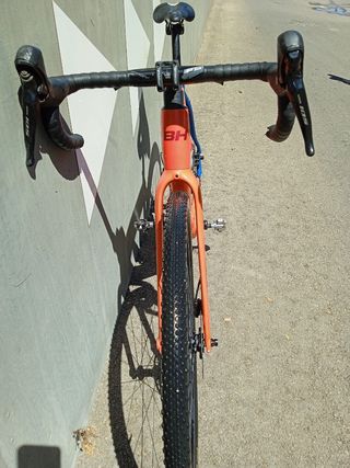Bicicleta eléctrica BH Core Gravelx 2.4