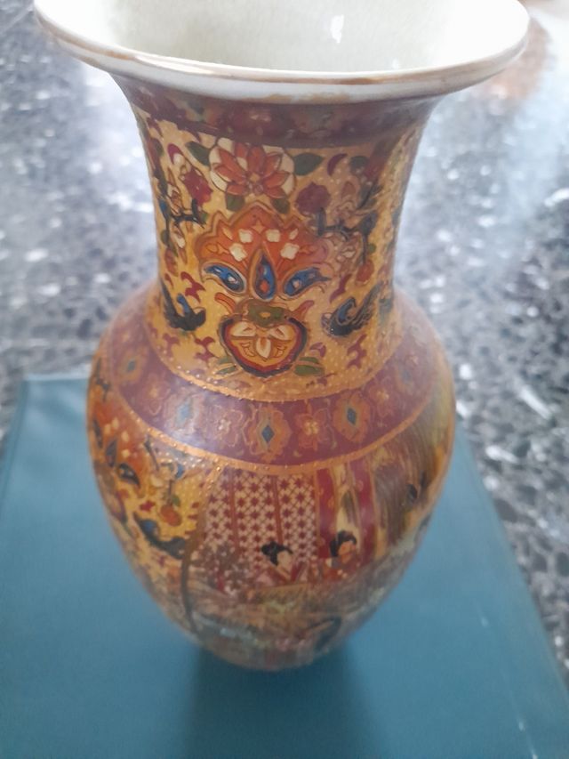 Vaso decorato stile giapponese