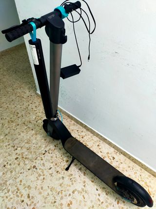 Patinete eléctrico Cecotec, modelo bongo.