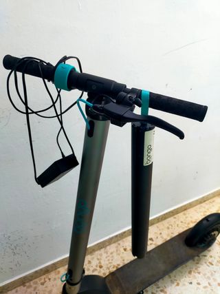 Patinete eléctrico Cecotec, modelo bongo.