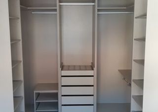 Armarios y vestidores con cajoneras a medida