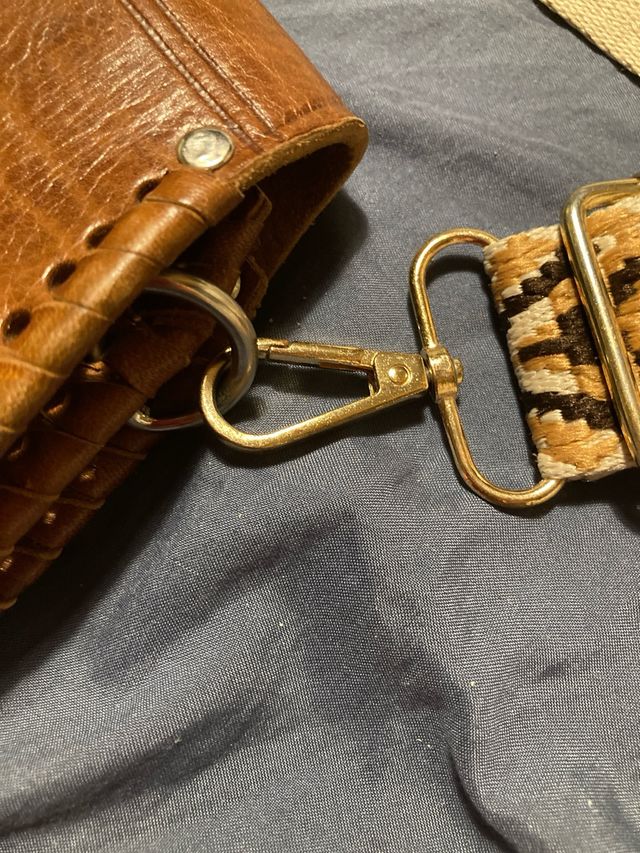 Bolso cuero marrón artesanal