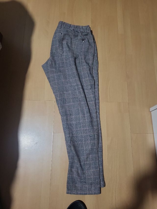 Pantalón cuadros gris, talla M