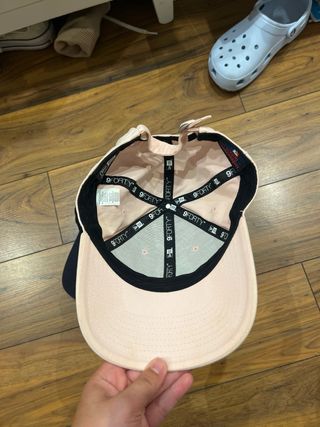 2 Gorras New Era NY Yankees azul y rosa