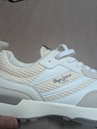 Zapatillas Pepe Jeans London 41, a estrenar.