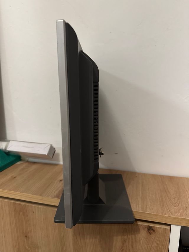 Monitor LG Flatron L1512S