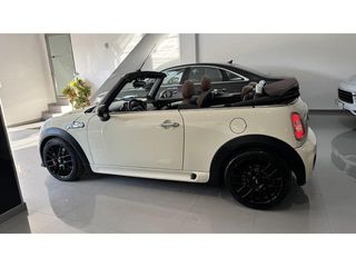 MINI MINI Cabrio John Cooper Works 155 kW (211 CV)
