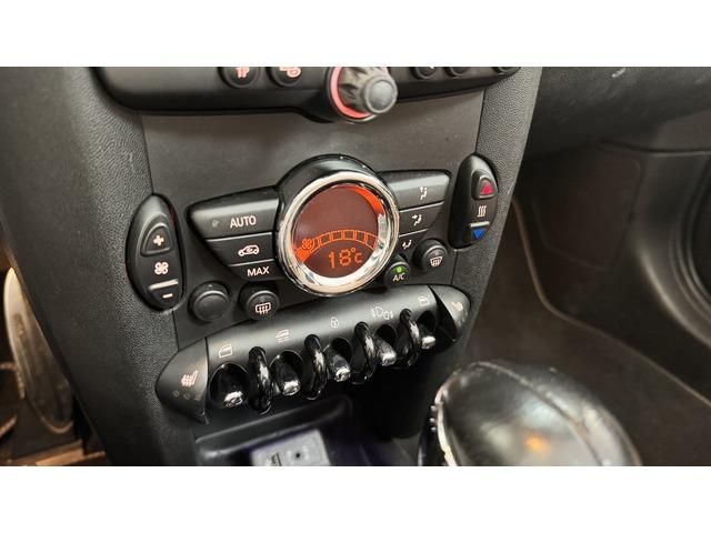MINI MINI Cabrio John Cooper Works 155 kW (211 CV)