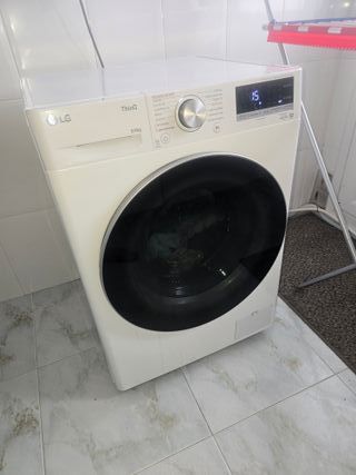 Lavadora-Secadora LG ThinQ 9/6 kg