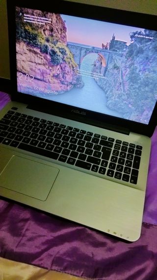 Portátil ASUS AMD A9 7ª Gen último precio 