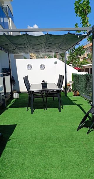 Pérgola aluminio gris - Jardín