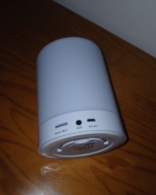 Altavoz Lámpara Con Luces