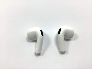 in-ear apple airpods 4 gen