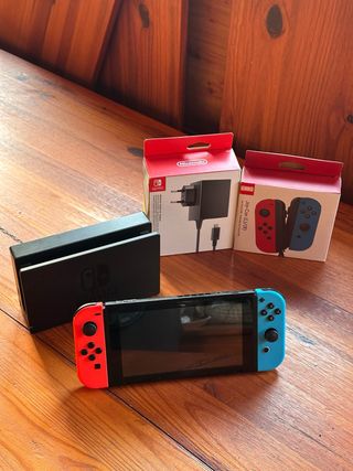 Nintendo Switch + ACCESORIOS PACK