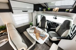Autocaravana MCLOUIS MC4 373 2025