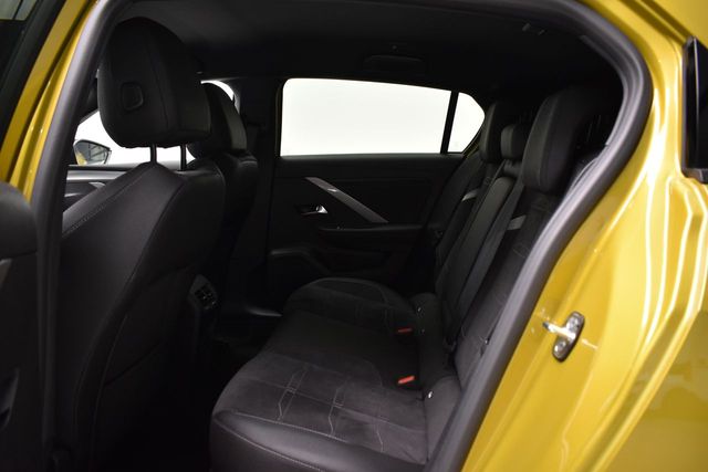 Opel Astra GS 1.2T XHT 130 CV 5P