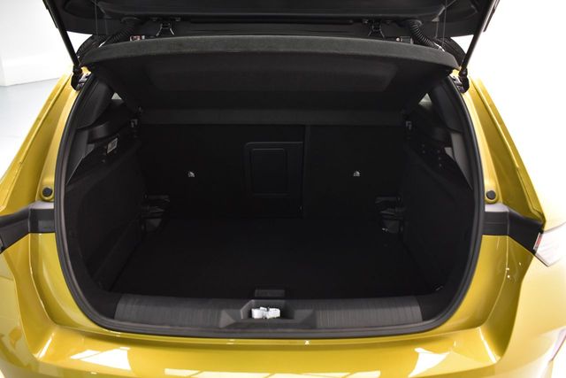 Opel Astra GS 1.2T XHT 130 CV 5P