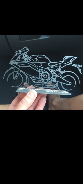 Maqueta moto Yamaha R9