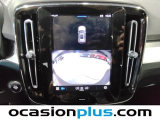 Volvo XC40 B3 G Momentum Pro Auto 120 kW (163 CV)