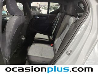 Volvo XC40 B3 G Momentum Pro Auto 120 kW (163 CV)