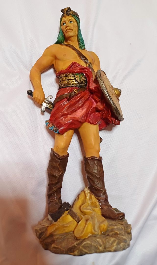 SET DI 2 FIGURE DI GUERRIERI MEDIEVALI