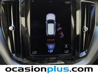 Volvo XC60 B4 D Momentum Pro Auto 145 kW (197 CV)