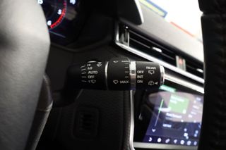 Land Rover Range Rover Velar 2.0 D240 SE AWD 240cv