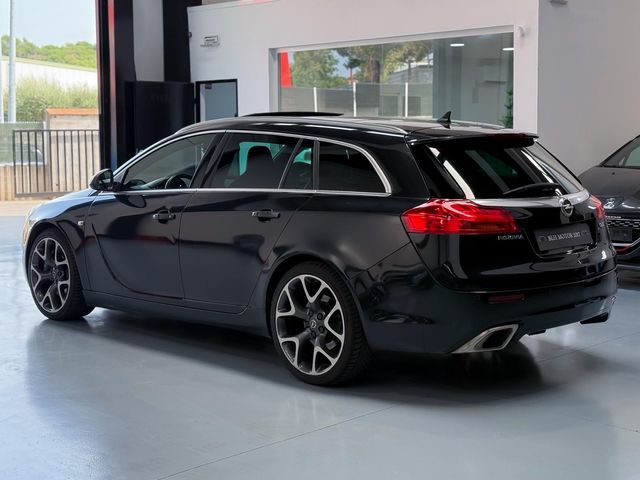 OPEL Insignia Sports Tourer 2.8 V6 Turbo OPC