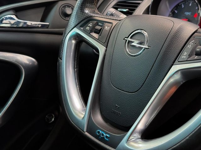 OPEL Insignia Sports Tourer 2.8 V6 Turbo OPC