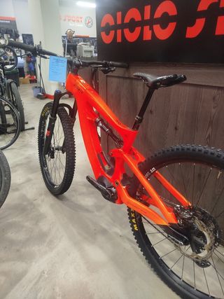Bicicleta eléctrica BH Xtep Carbon 8.8 M