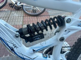 Bicicleta Specialized Big Hit 3 FSR