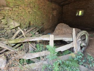 Carro madera antiguo