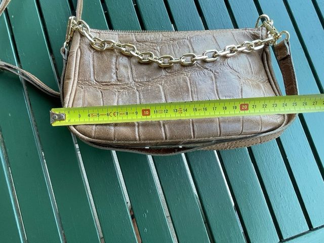 Borsetta marrone pelle portabile tracolla o spalla